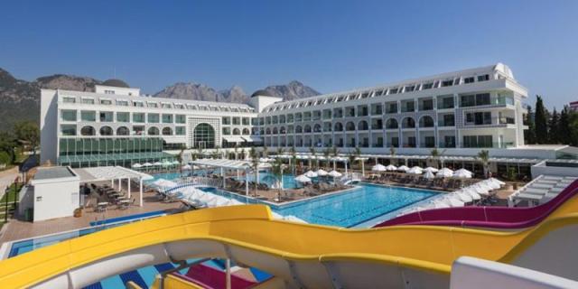 Karmir Resort