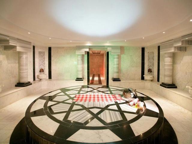 Dream World Palace