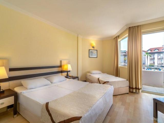 Orfeus Park Hotel