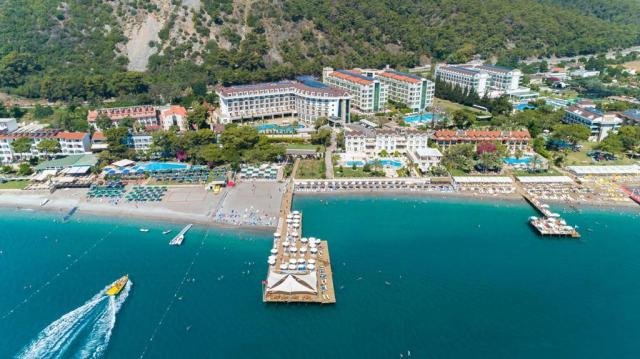 Imperial Sunland Resort