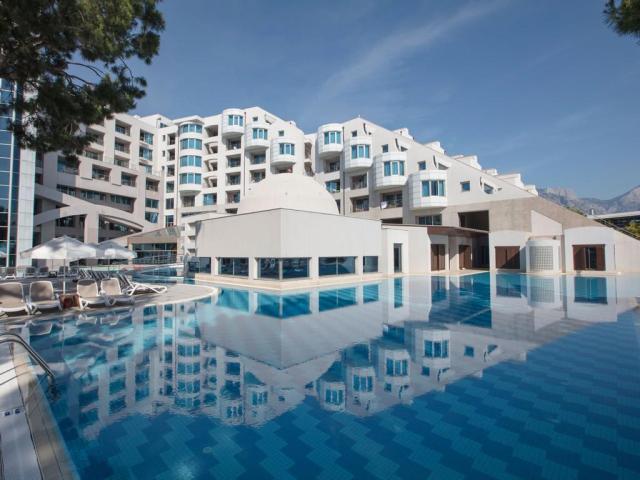Rixos Sungate