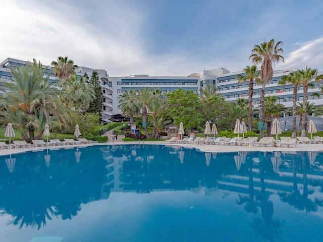Sunrise Resort