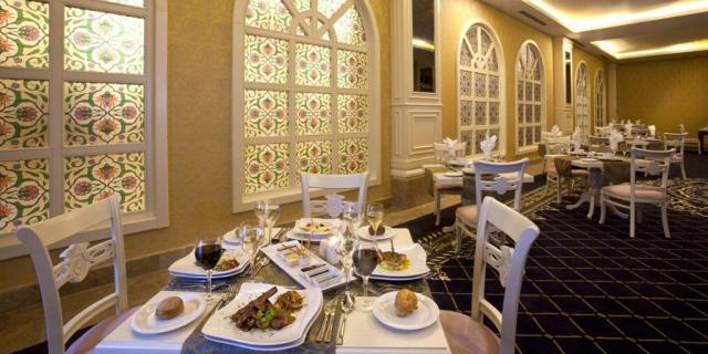 Oz Hotels Side Premium