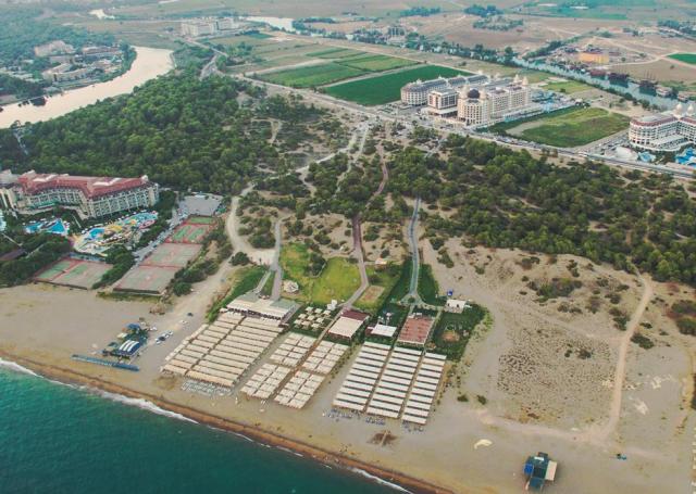 Jadore Deluxe Hotel And Spa