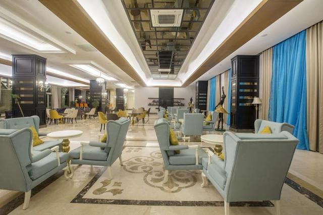 Jadore Deluxe Hotel And Spa