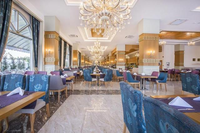 Jadore Deluxe Hotel And Spa
