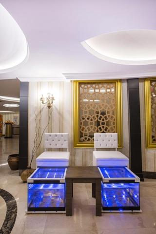 Jadore Deluxe Hotel And Spa
