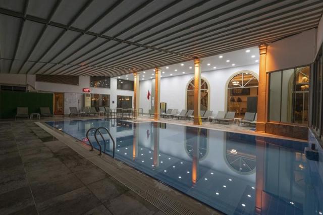 Jadore Deluxe Hotel And Spa
