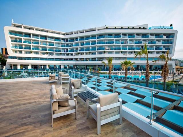 Selene Beach & Spa