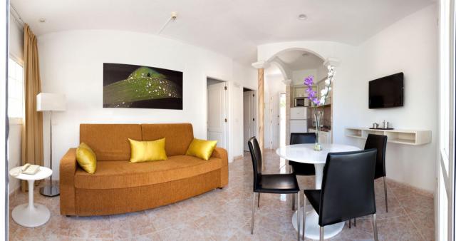 Checkin Bungalows Atlantida
