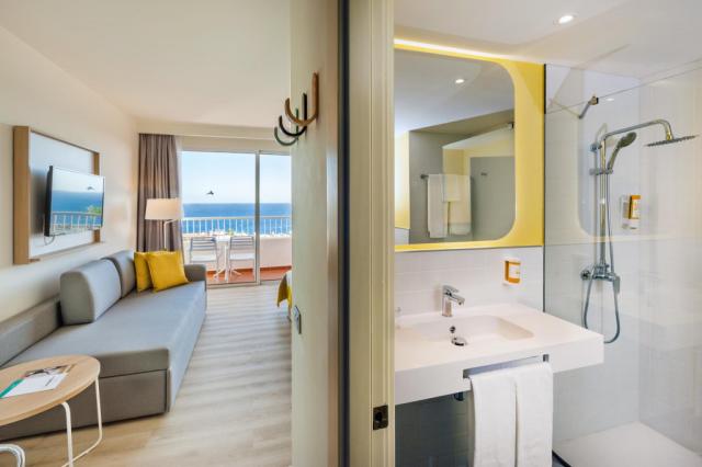 Abora Interclub Atlantic by Lopesan