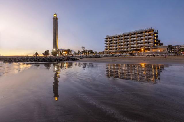 Faro Lopesan Collection