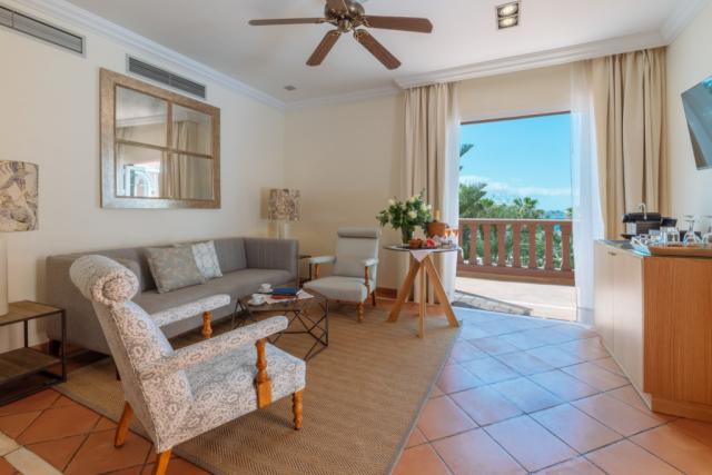 Bahia Del Duque Villas