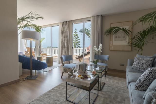 Bahia Del Duque Villas
