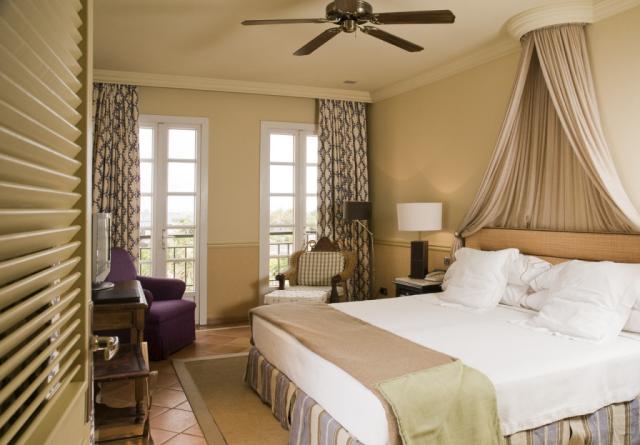 Bahia Del Duque Villas