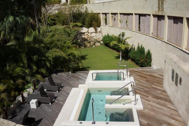 Bahia Del Duque Villas
