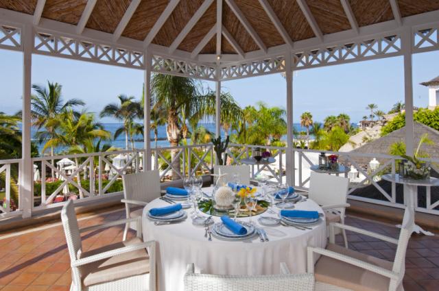 Bahia Del Duque Villas