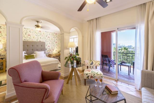 Bahia Del Duque Villas