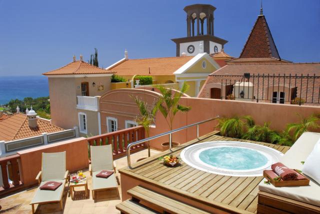 Bahia Del Duque Villas