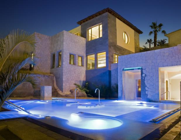 Bahia Del Duque Villas