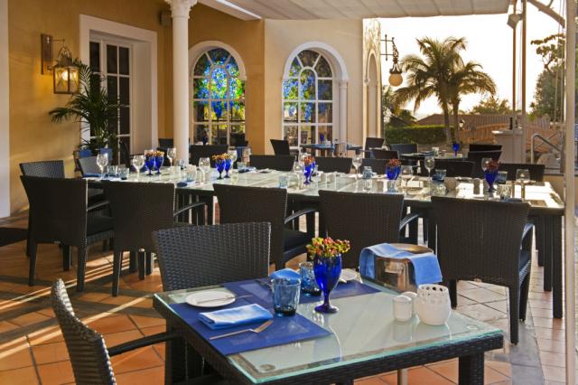 Bahia Del Duque Villas
