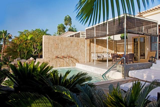 Bahia Del Duque Villas
