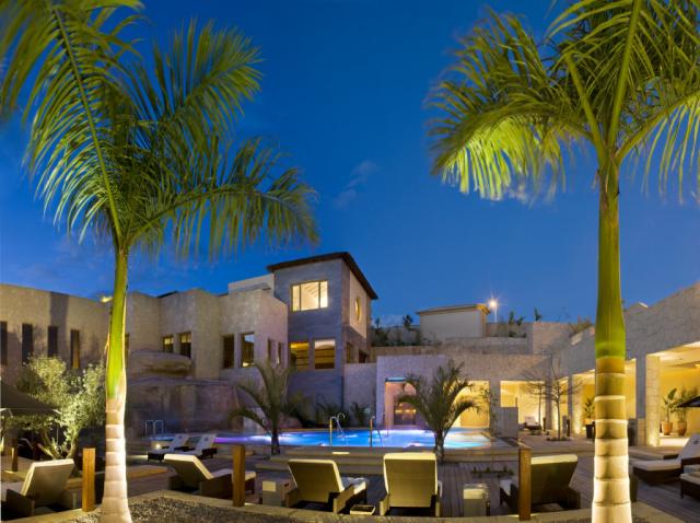 Bahia Del Duque Villas