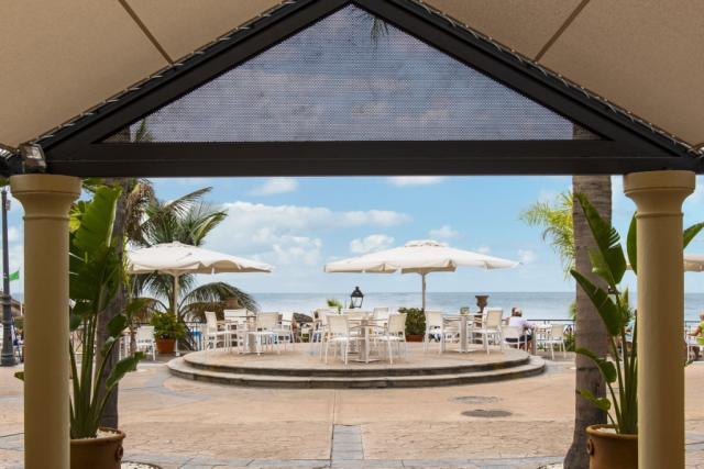 Bahia Del Duque Villas