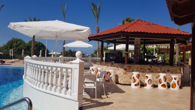 Chatur Playa Real Resort