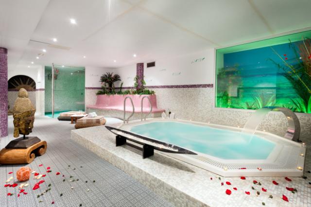 Chatur Playa Real Resort