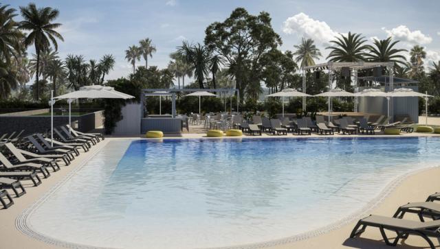 Barcelo Margaritas Royal Level