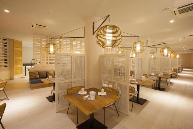 Corallium Dunamar by Lopesan