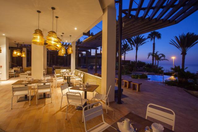 Corallium Dunamar by Lopesan