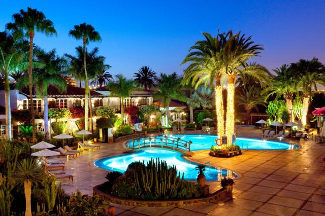 Seaside Grand Hotel Residencia