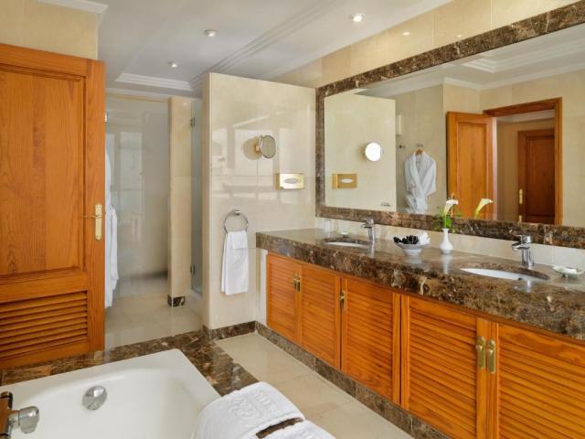Botanico & The Oriental Spa Garden