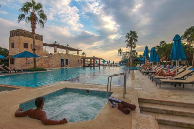 Jordánsko, Mŕtve more: Ramada Resort Dead Sea 4*