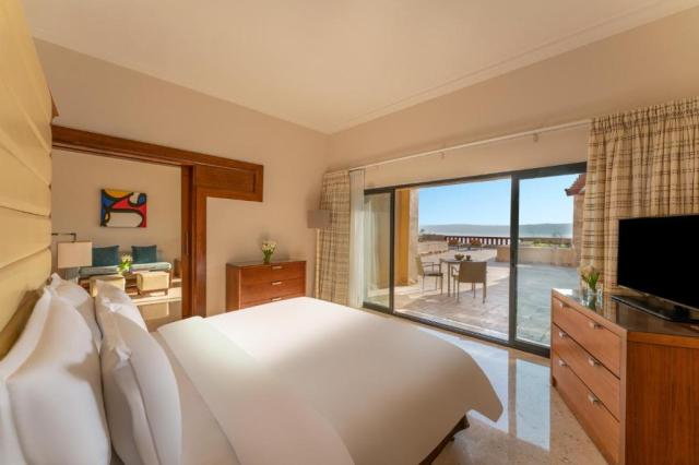 Jordánsko, Mŕtve more: Mövenpick Resort & Spa Dead Sea 5*