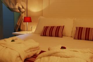 Ancora Hotel & Club