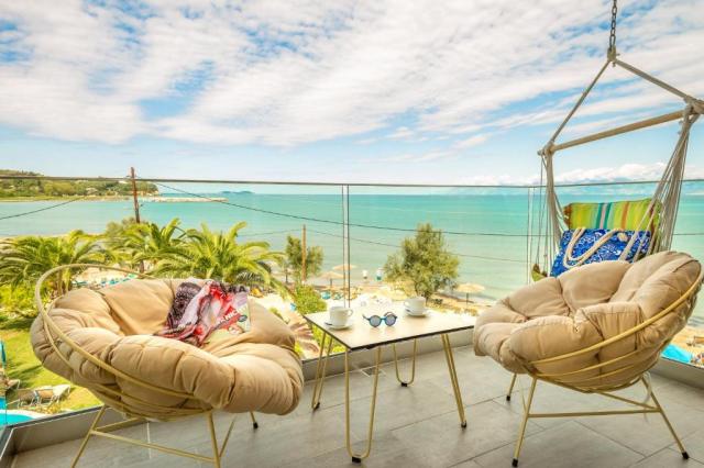 Korfu: Angela Beach Hotel & Appartments 3*