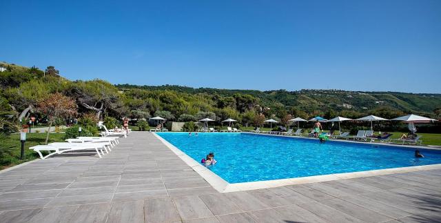Kalábria: BV Kalafiorita Resort 4*