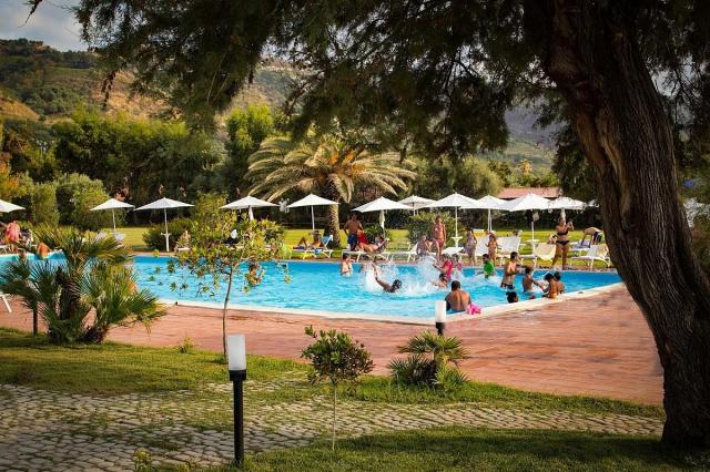 Kalábria: BV Kalafiorita Resort 4*