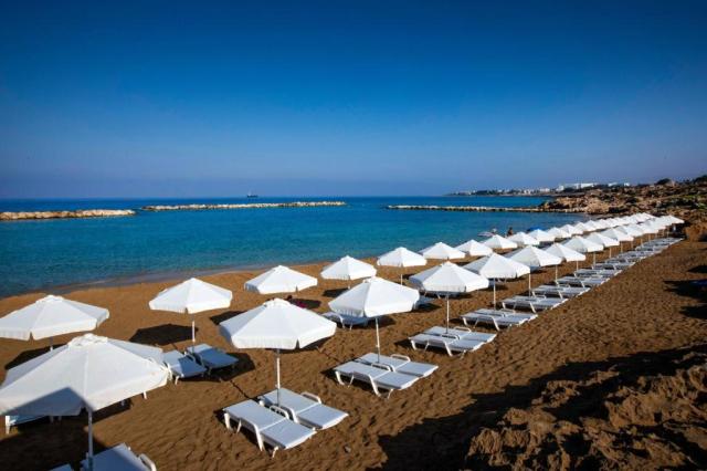 Cyprus, Paphos: Venus Beach 5*
