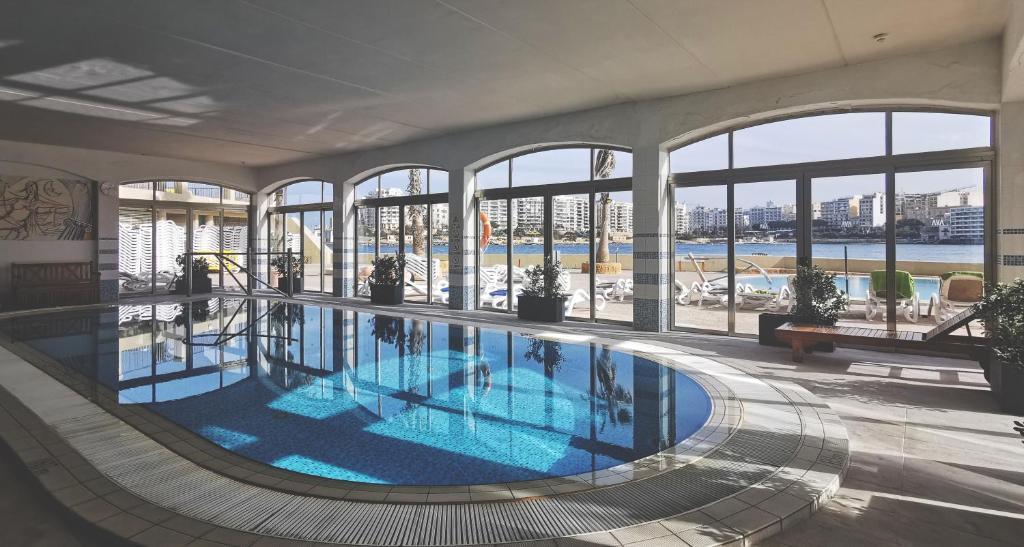 Malta: Cavalieri Art 4*