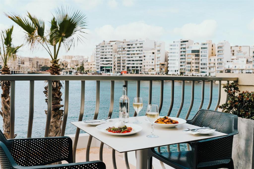 Malta: Cavalieri Art 4*