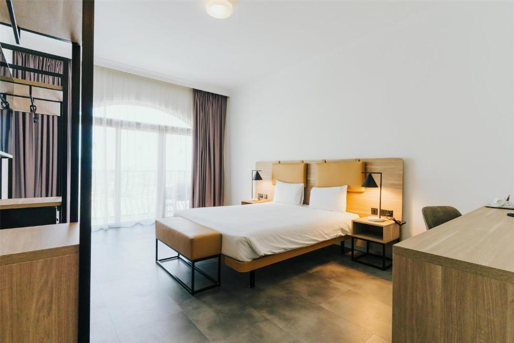Malta: Cavalieri Art 4*