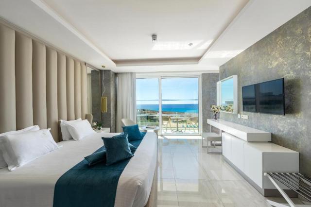 Cyprus, Ayia Napa: Chrysomare Beach Hotel & Resort 5*