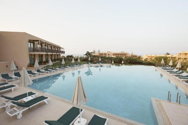 Kréta: Santa Marina Beach Hotel 4*