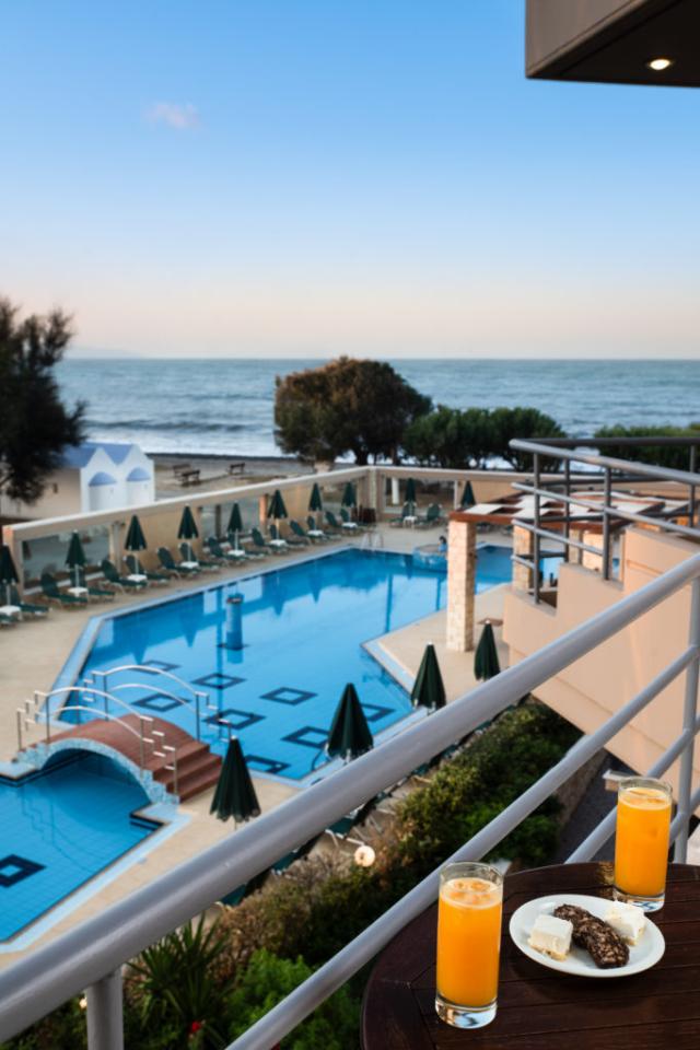 Kréta: Maleme Mare Beach Resort 3*+