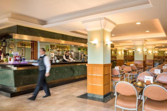Costa Brava: H TOP Pineda Palace 4*