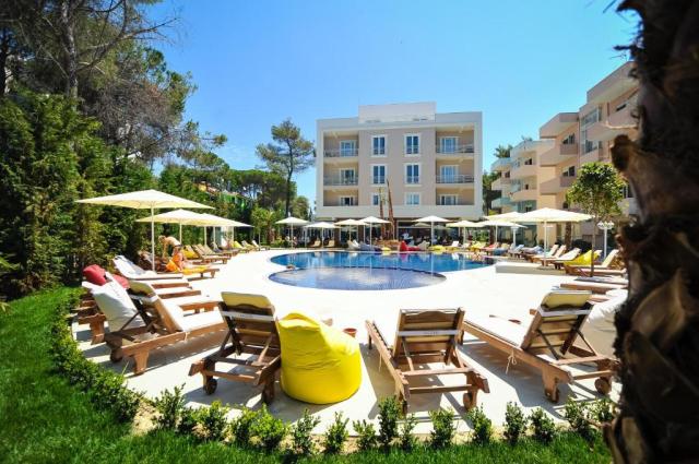 Albánsko: Sandy Beach Resort 4*